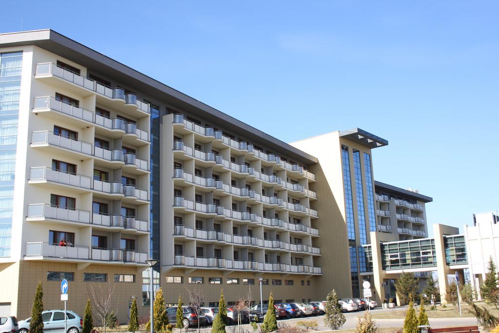 Apartamenty Promenada-Arka โควอบเซก ห้อง รูปภาพ