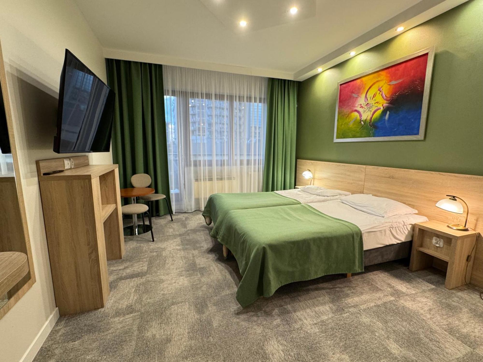 Apartamenty Promenada-Arka โควอบเซก ภายนอก รูปภาพ