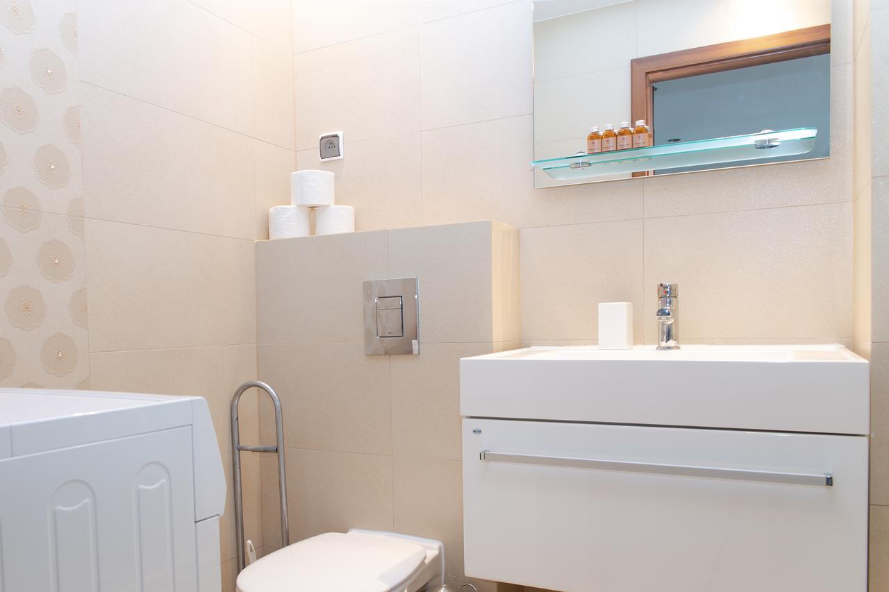 Apartamenty Promenada-Arka โควอบเซก ภายนอก รูปภาพ