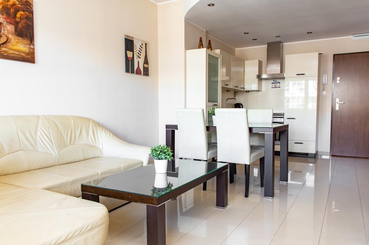 Apartamenty Promenada-Arka โควอบเซก ภายนอก รูปภาพ