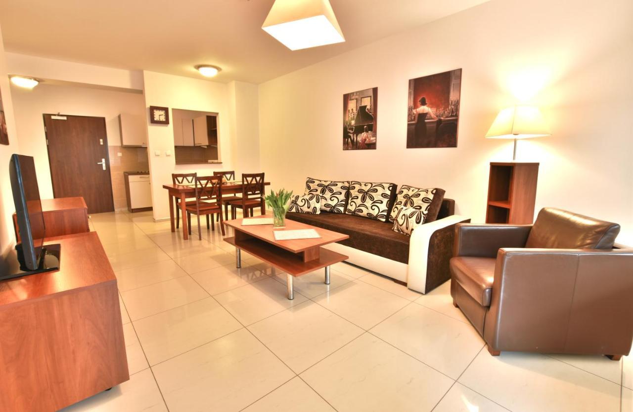 Apartamenty Promenada-Arka โควอบเซก ภายนอก รูปภาพ